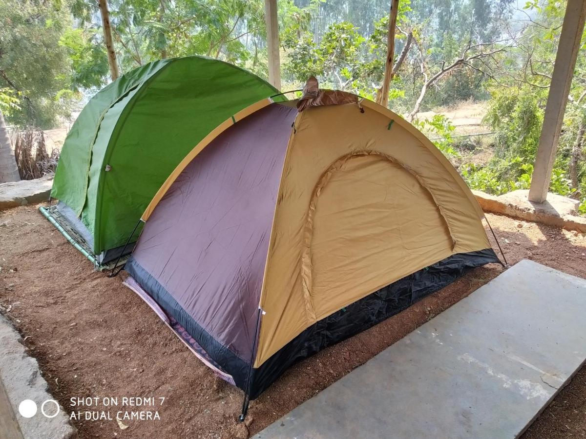 Drunken Monkey Camping Site Hotel Хампи Екстериор снимка